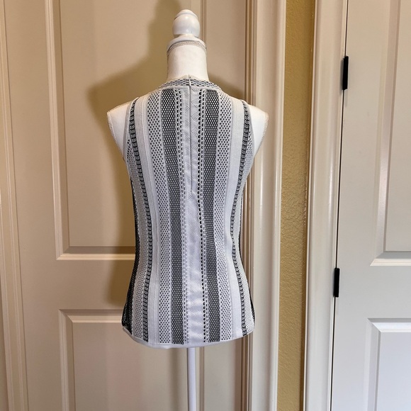 🔥BUY TWO GET ONE 50% OFF🔥
*Discount applied when you create a bundle* - Picture 3 of 5